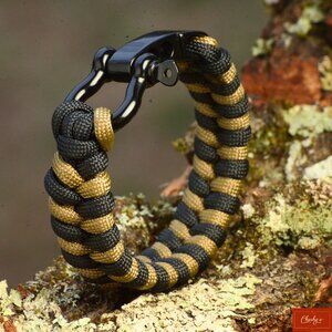 Men’s Black & Khaki 550 Paracord Bracelet – Adjustable 6.75"–7.25" Wrist (ID194)